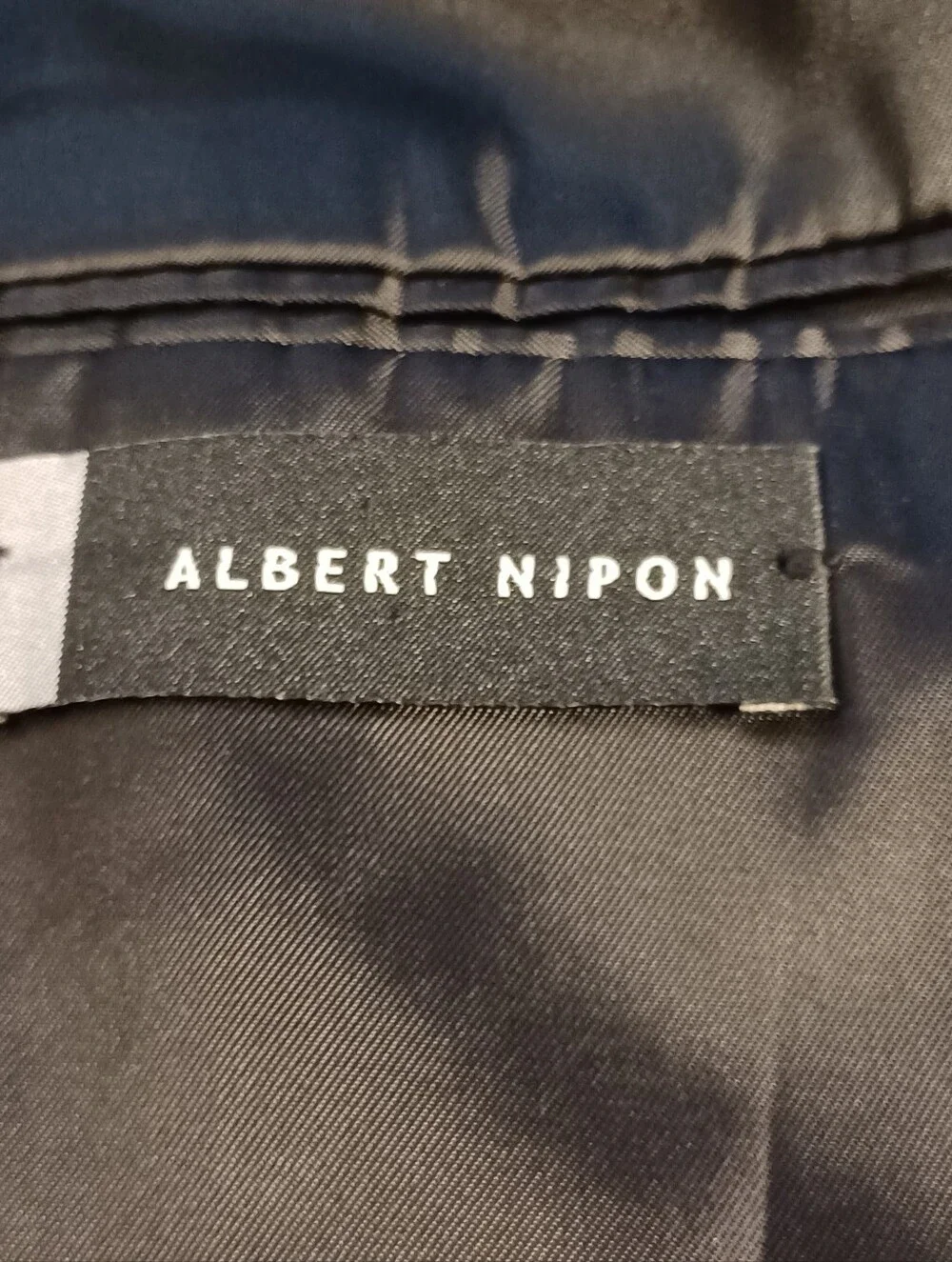 Albert Nipon Men's Classic Dark Gray Blazer. 44R